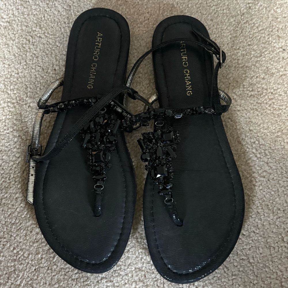 Arturo Chiang Black Minimalist Sandals